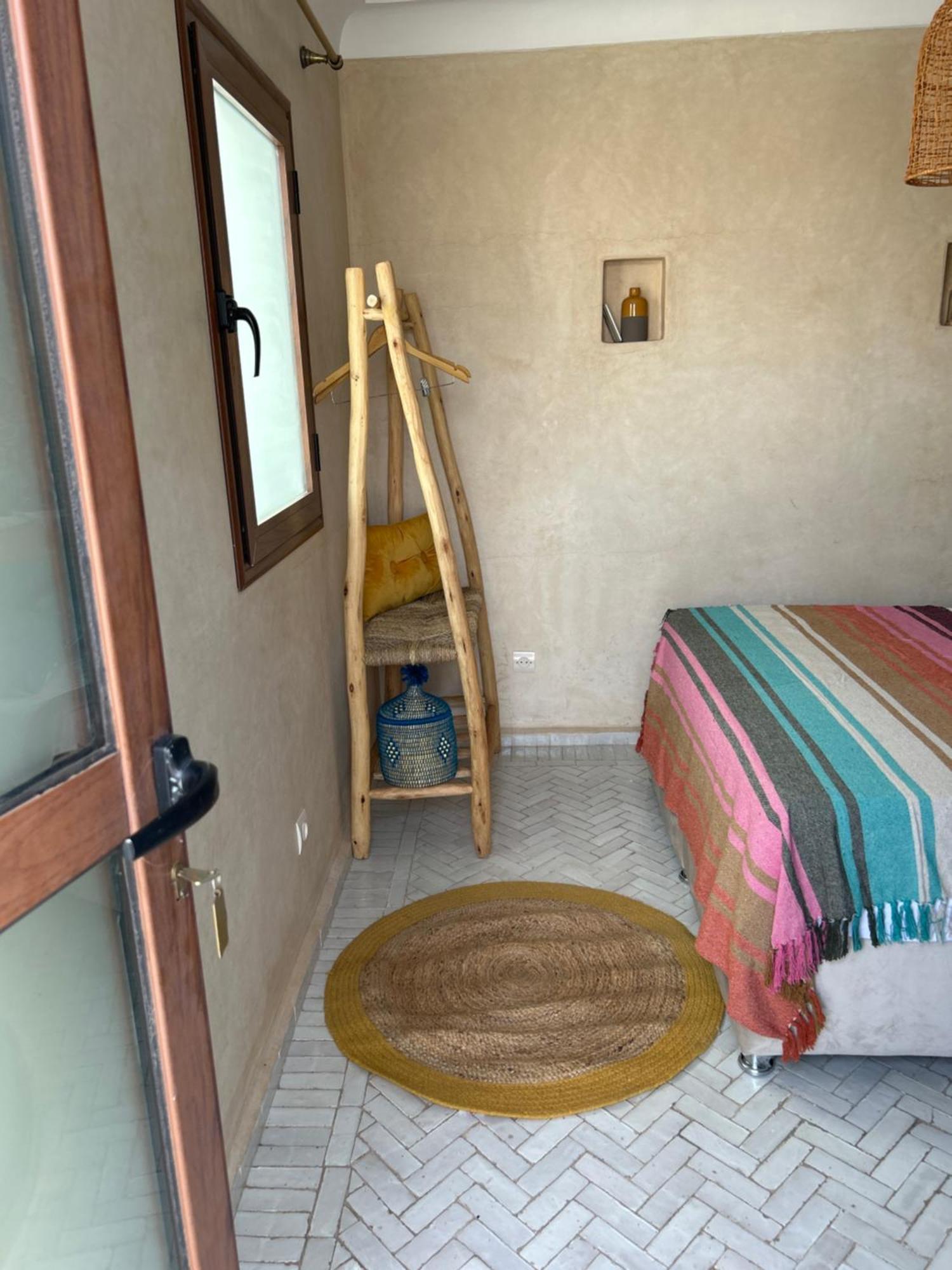 Riad Amazing Amazigh Avec Jacuzzi Petit Dejeuner Compris Avec Aussi Chambres Familiales Pres De La Place Jemaa El Fna Marrakesh Ngoại thất bức ảnh